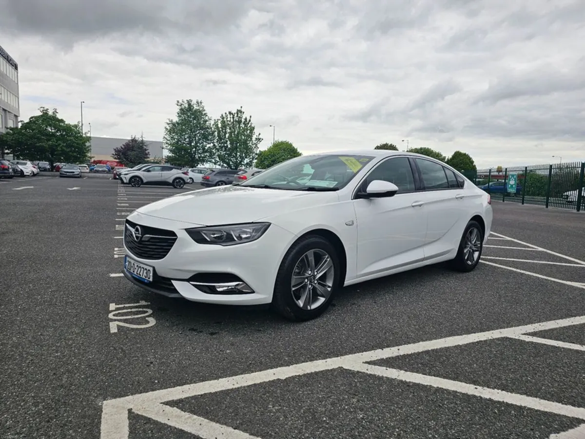 Opel Insignia SRI, 1.5 PETROl, GRAND SPORT, LOW MI - Image 3