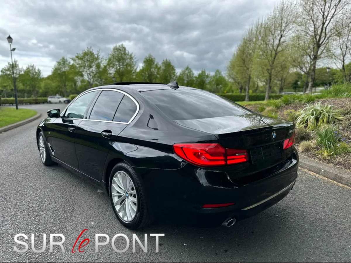 BMW 5-Series 2017 BMW 520D 523D LUXURY LINE - Image 4