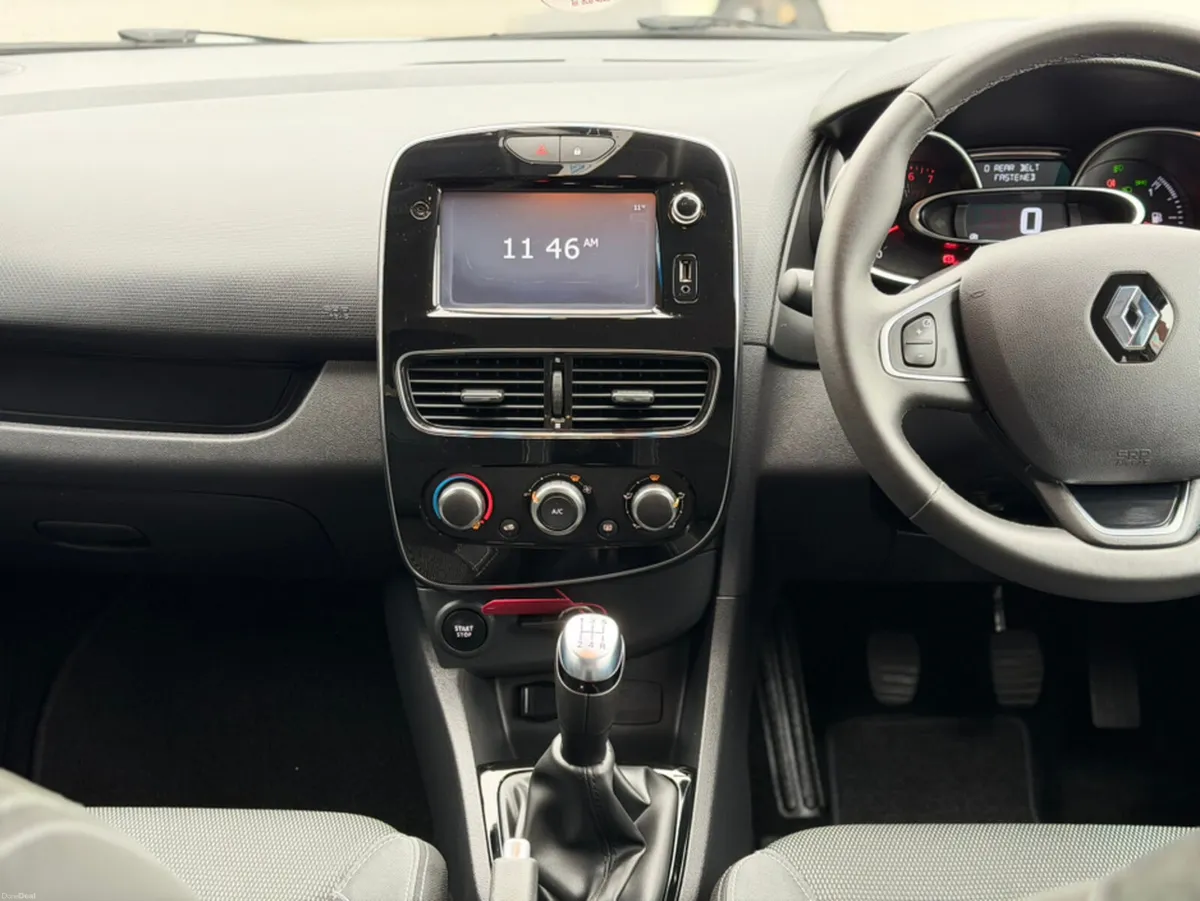 Renault Clio 1.0 DYN TCE NAV 5DR - LOW KMS - Image 5