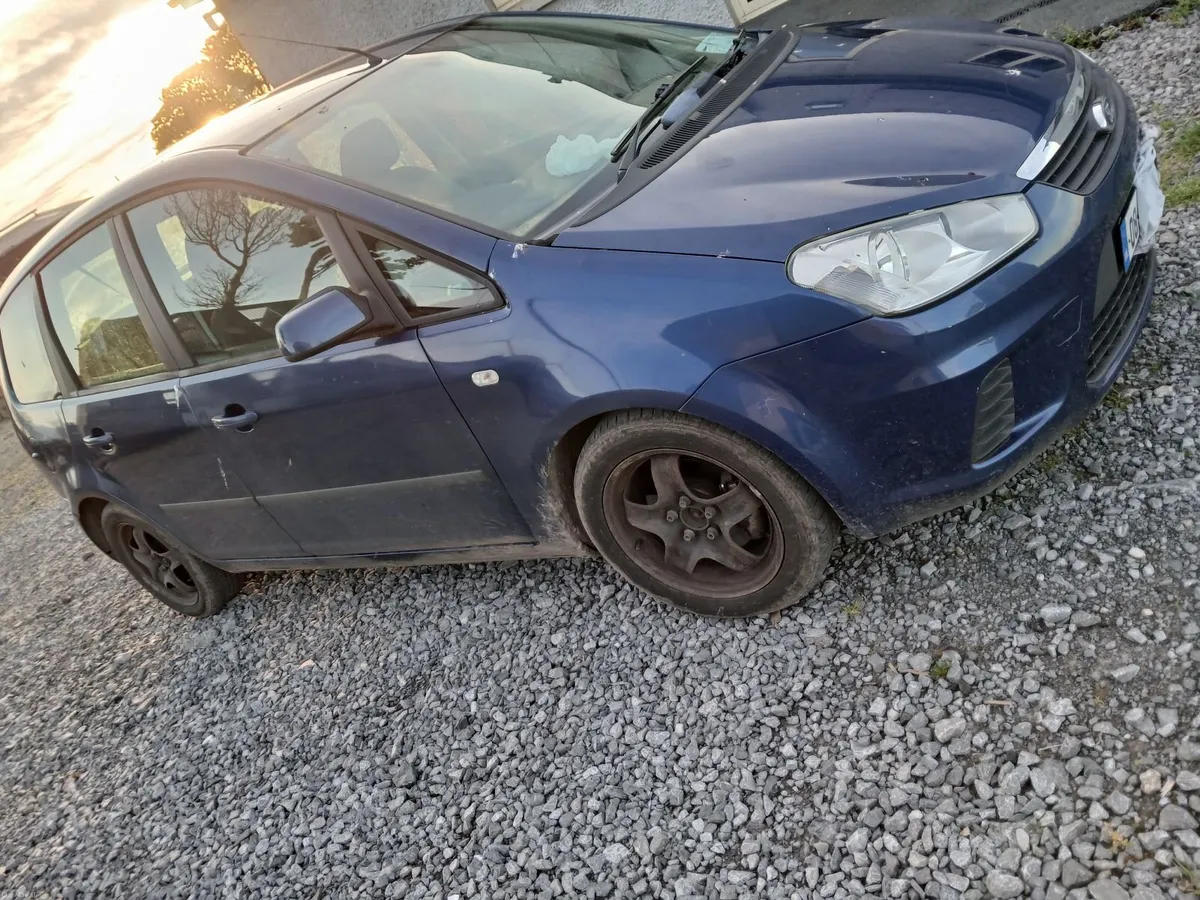 Ford Focus C-Max 2008 - Image 2