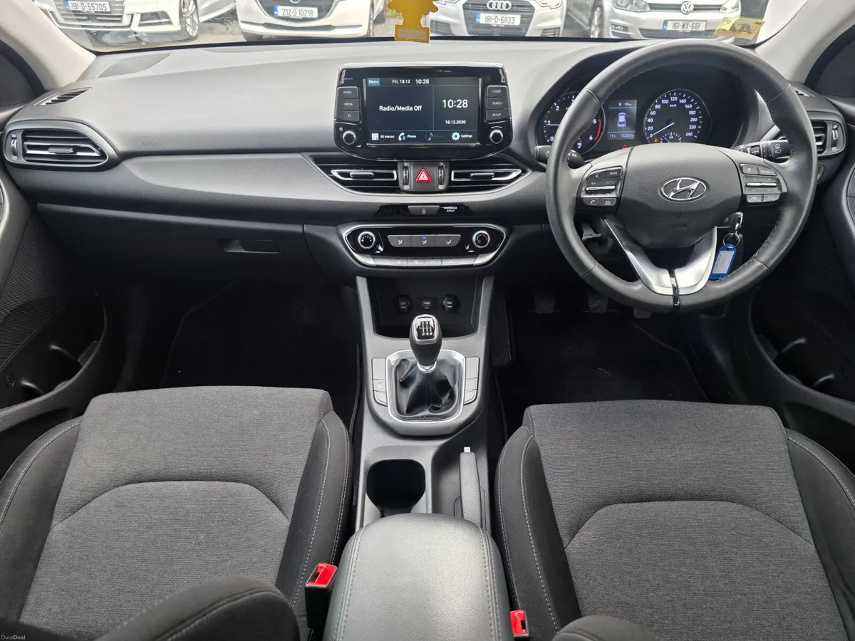 2022 Hyundai i30 1.6 CRDI DELUXE // NEW NCT - Image 5
