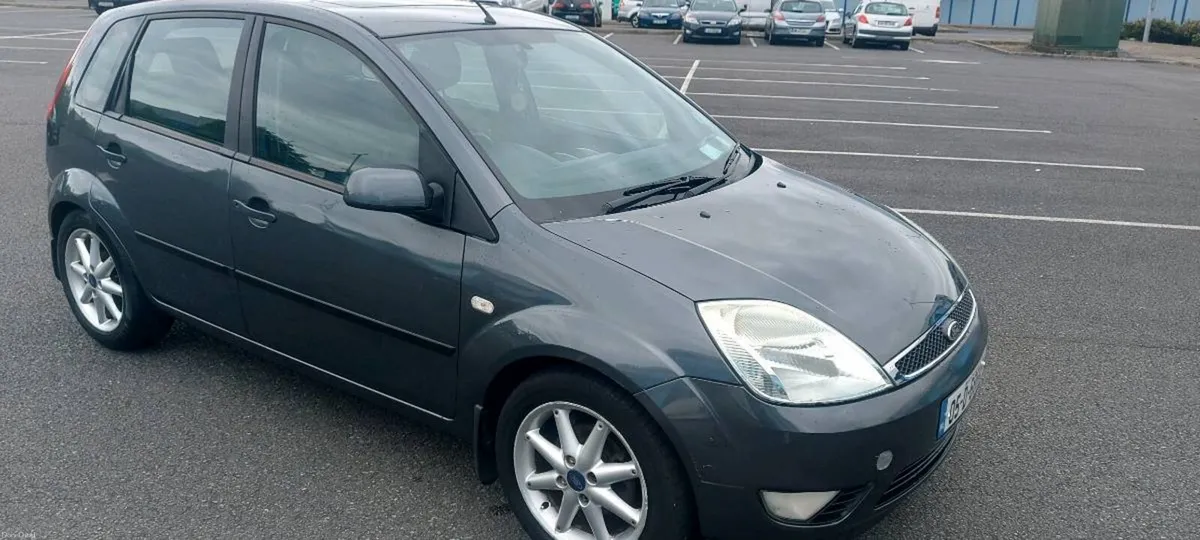 Ford FIESTA - Image 2