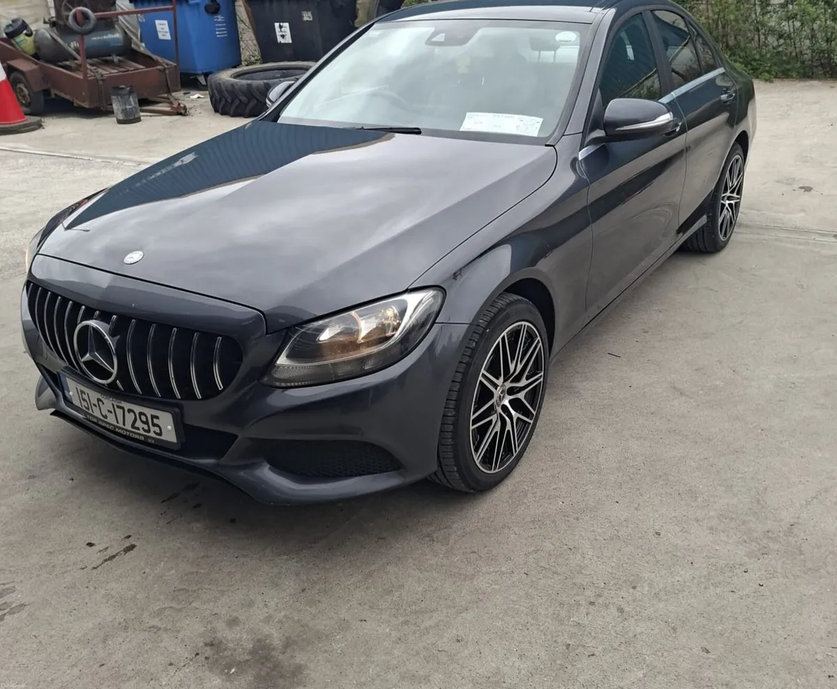 Mercedes-Benz C-Class 2015 - Image 3