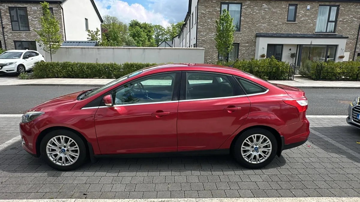 Ford Focus - Image 2