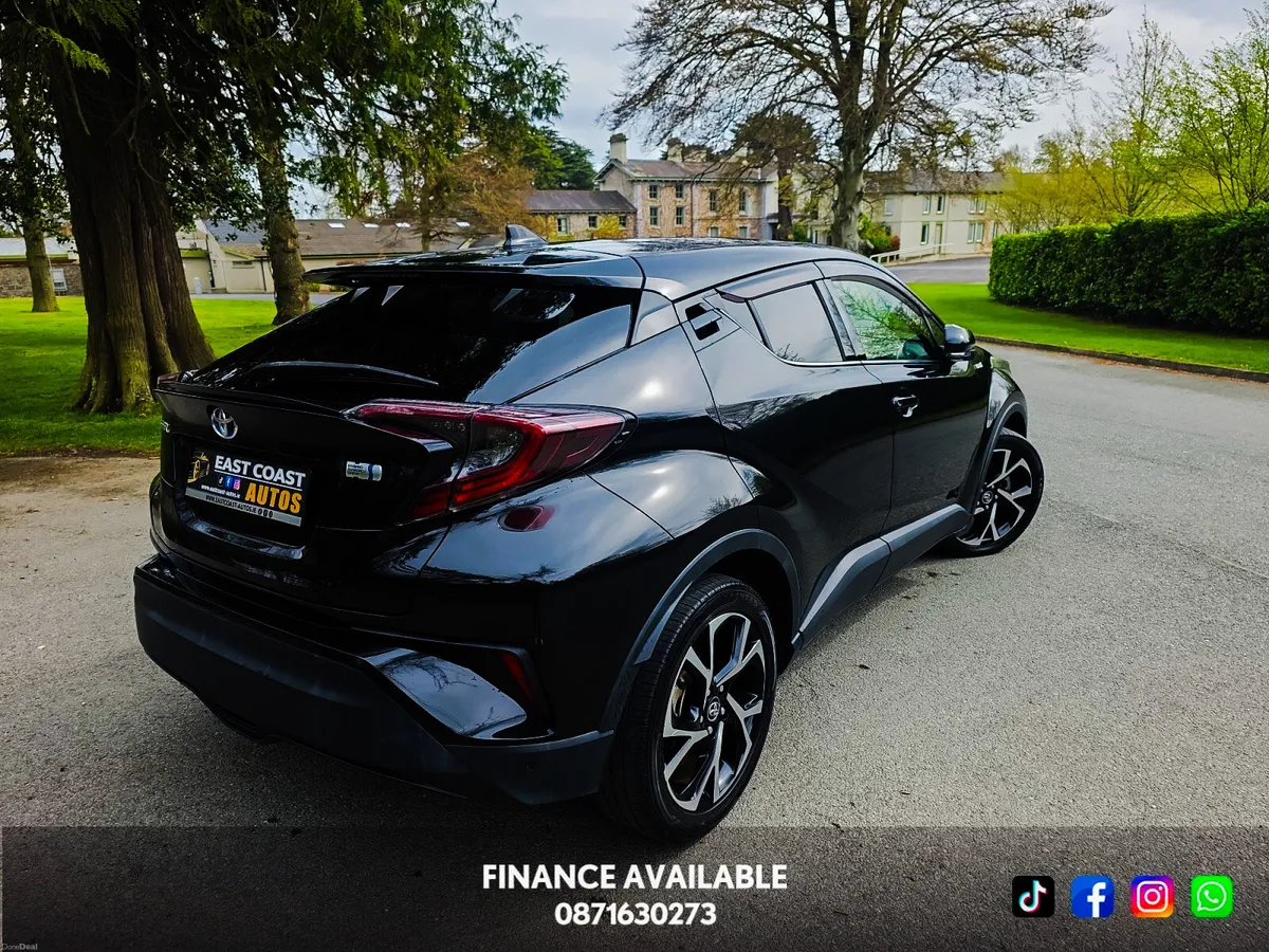 Toyota C-HR 1.8 Petrol Hybrid Auto G Packge Luna - Image 3