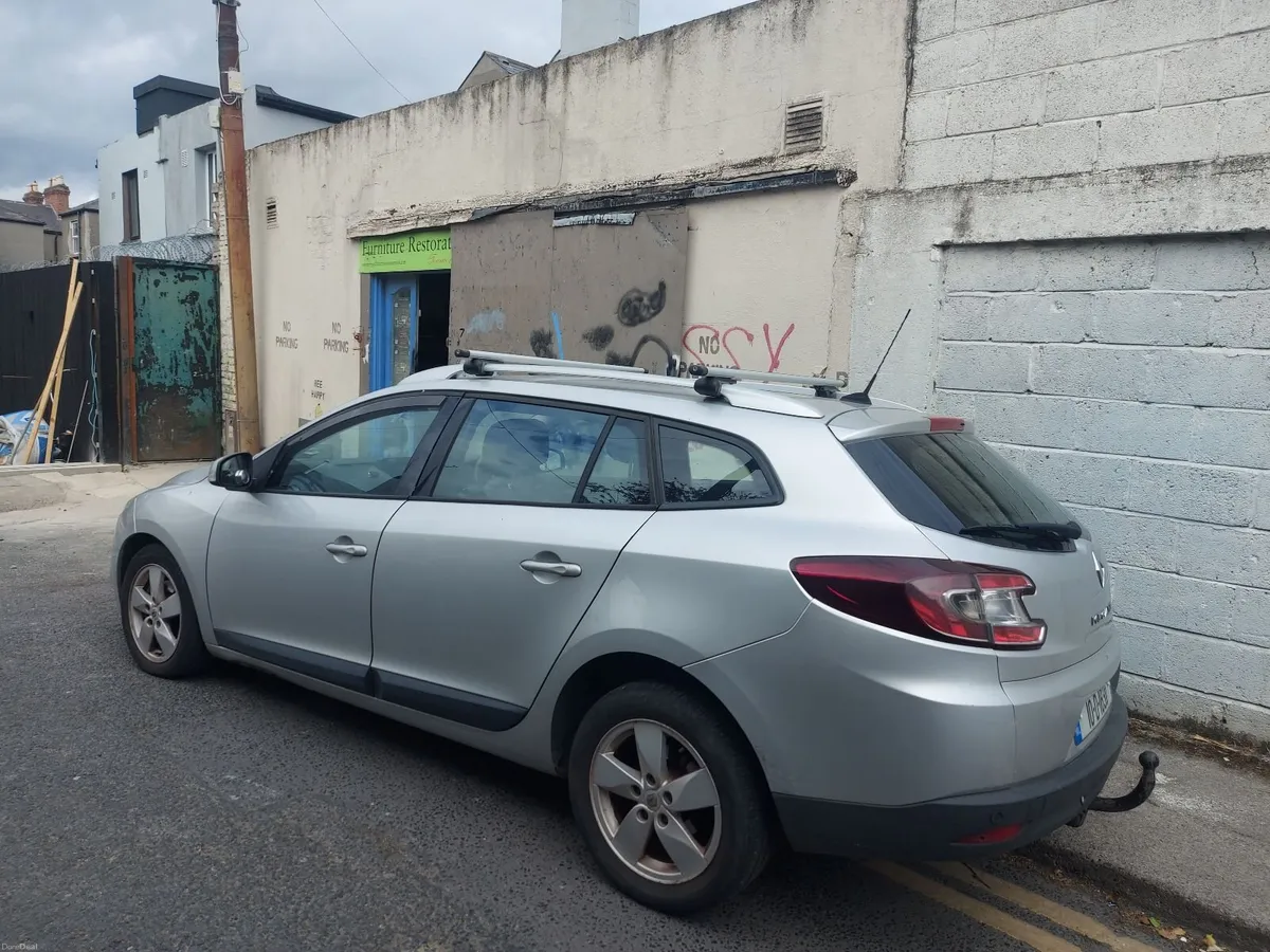 Renault Megane 2010 - Image 2