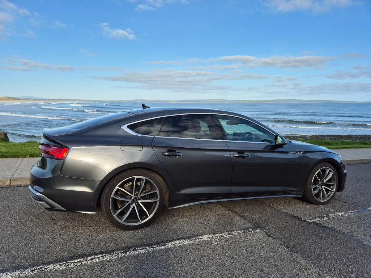 Audi A5 212 S-Line - Image 3