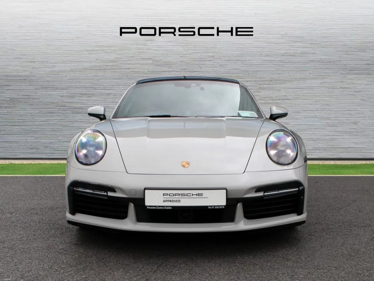 Porsche 911 Turbo - Image 6