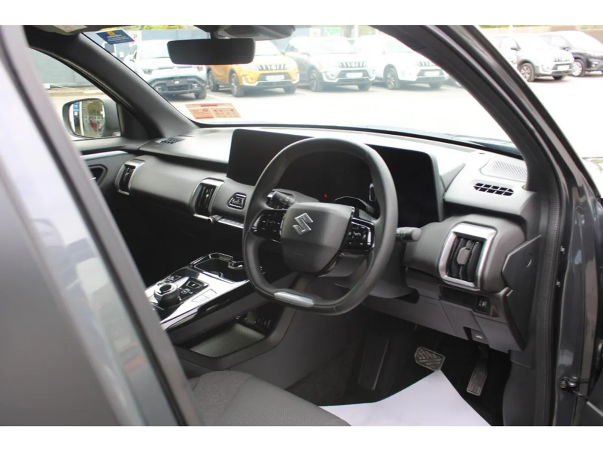 Suzuki Vitara E Vitara Motion 61 Kwh *0% finance + - Image 2