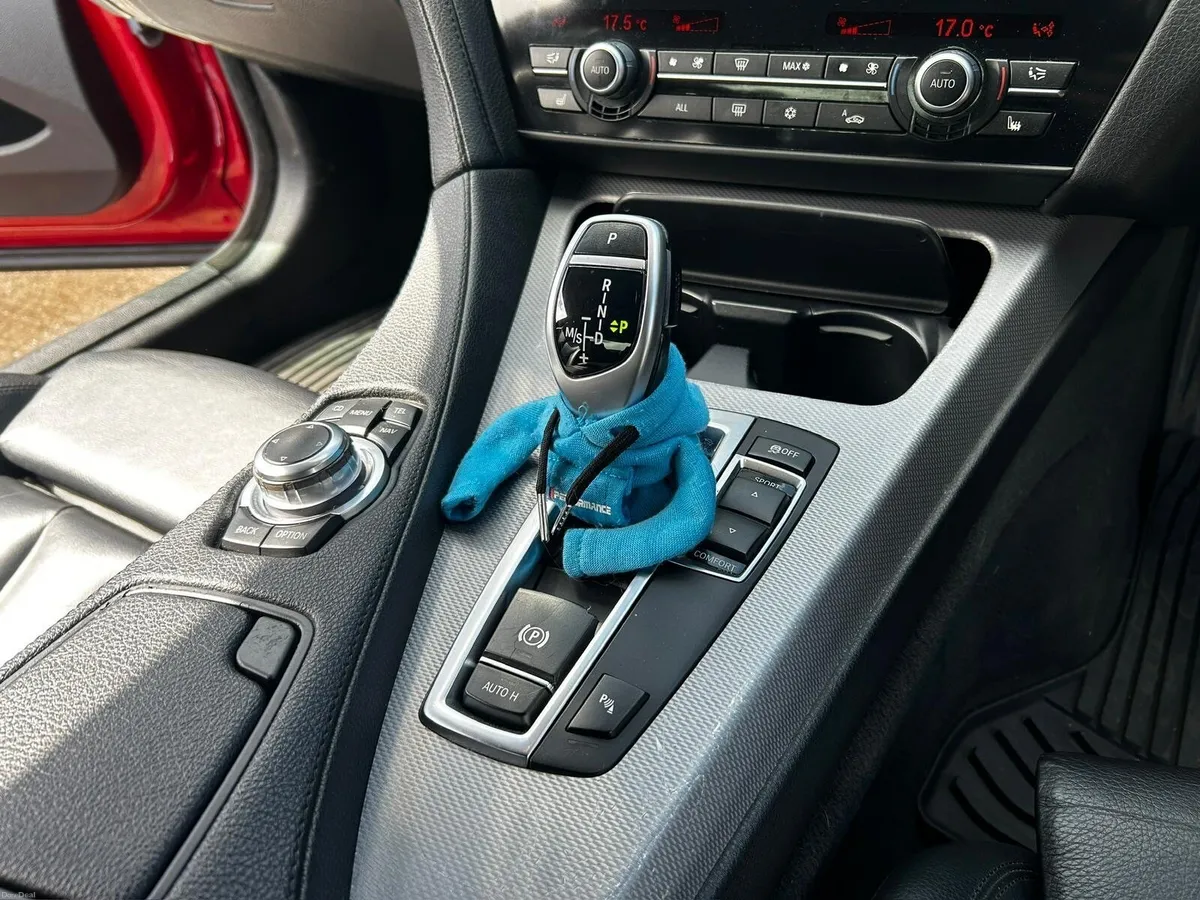 BMW 6-Series 2012 - Image 4