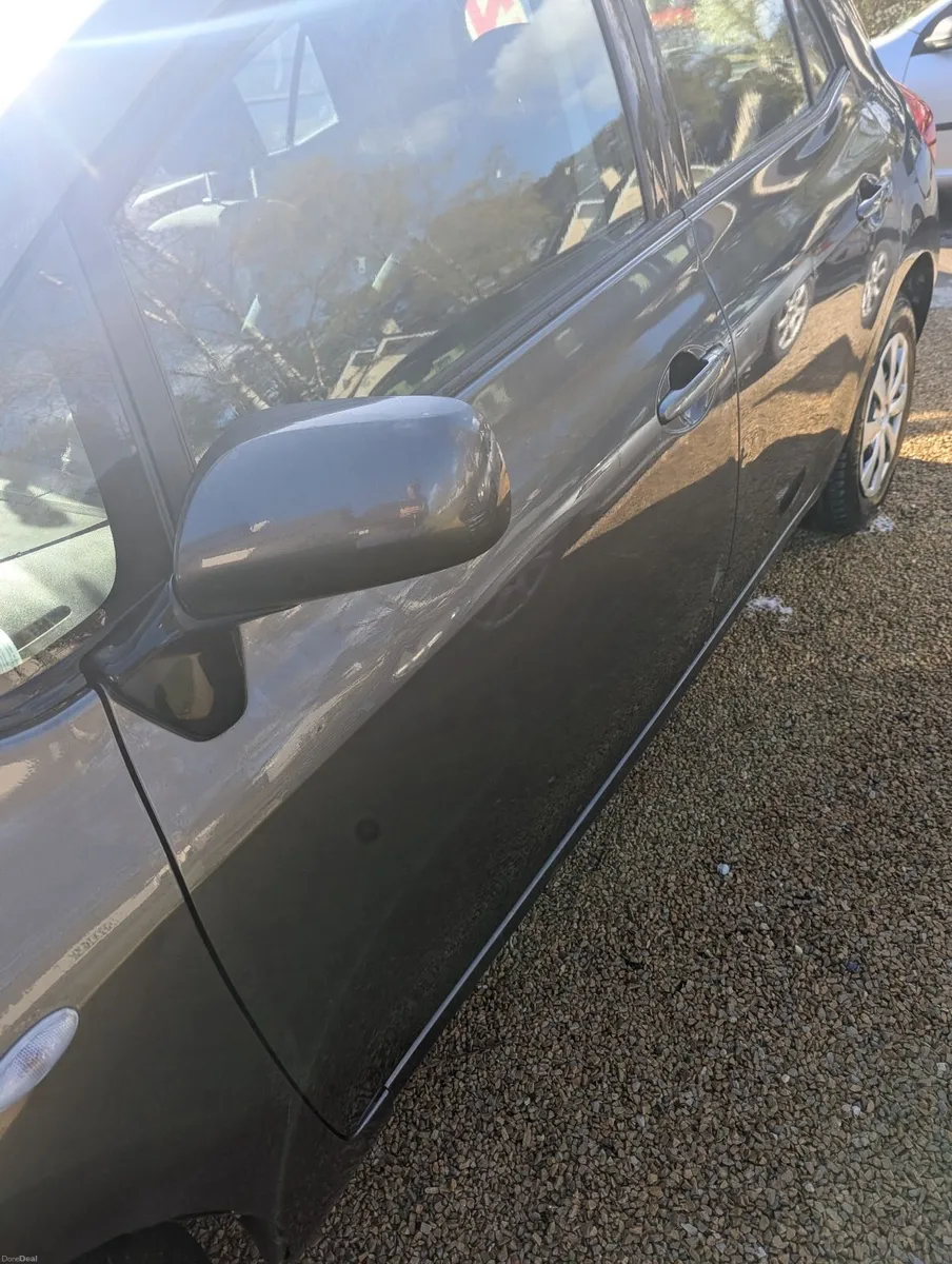 Toyota Auris 2007 - Image 3
