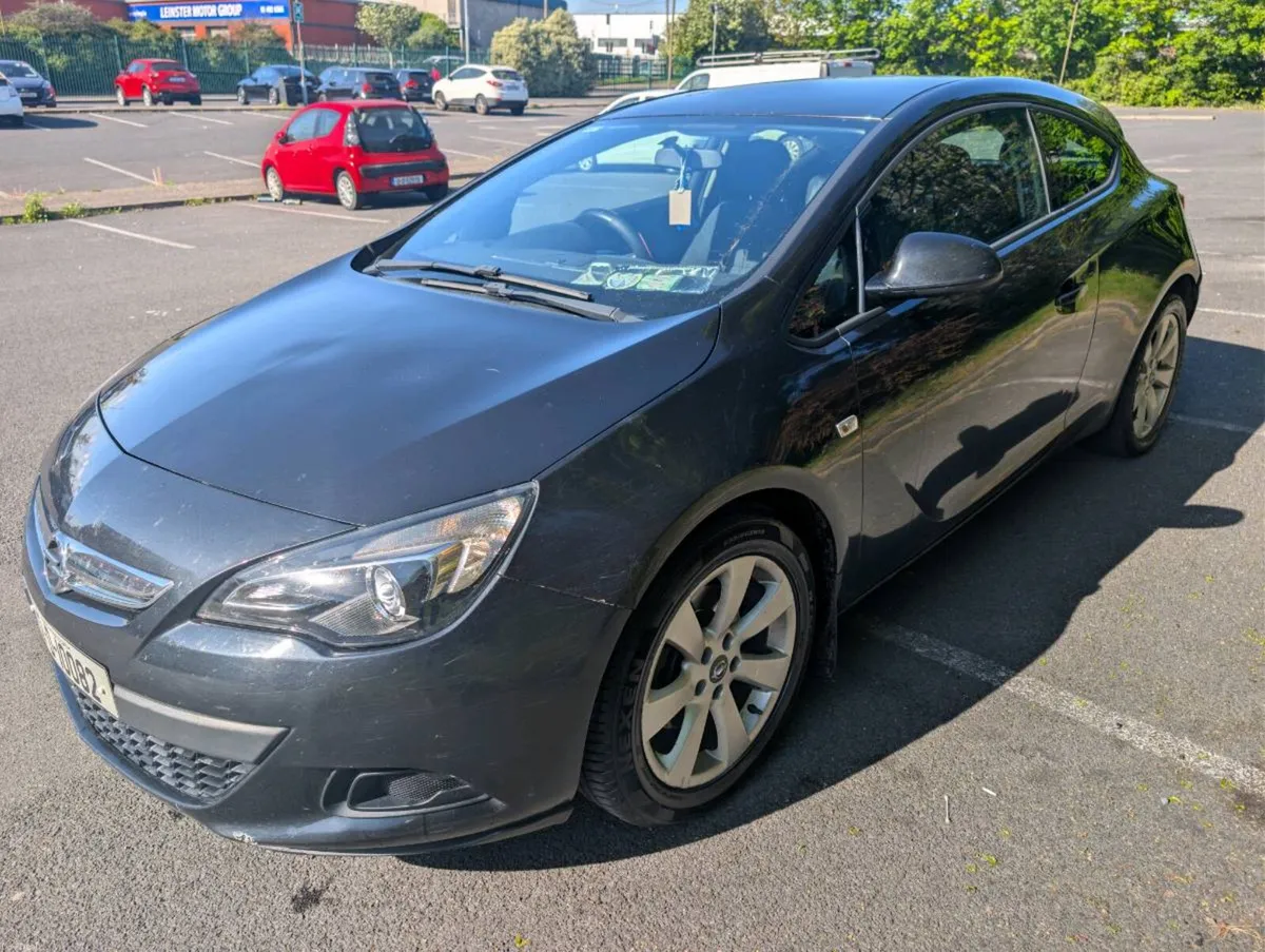 OPEL ASTRA SPORT 1.4 TURBO - Image 4