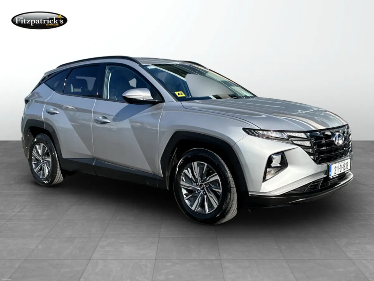 Hyundai Tucson Executive 1.6 Hybrid Automatic - Image 1
