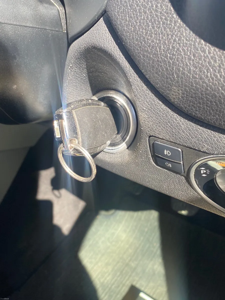 Mercedes-Benz GLA 2018 - Image 5