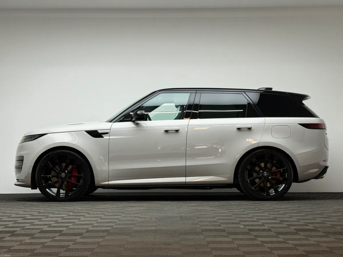 Land Rover Range Rover Sport 261 (2026) RANGE ROVE - Image 4