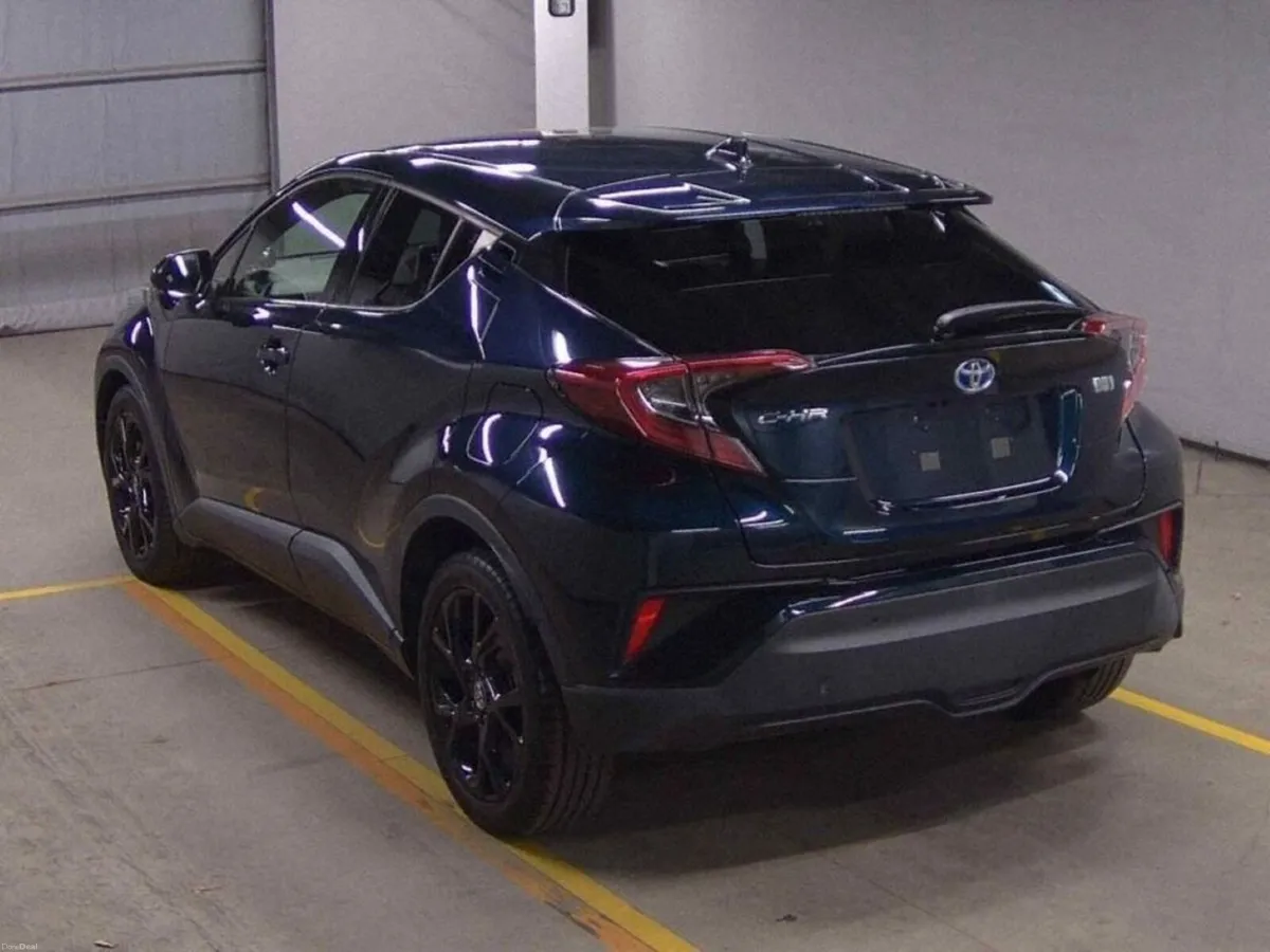 Toyota C-HR 1.8 HYBRID G MODE NERO - HALF BLACK LE - Image 2
