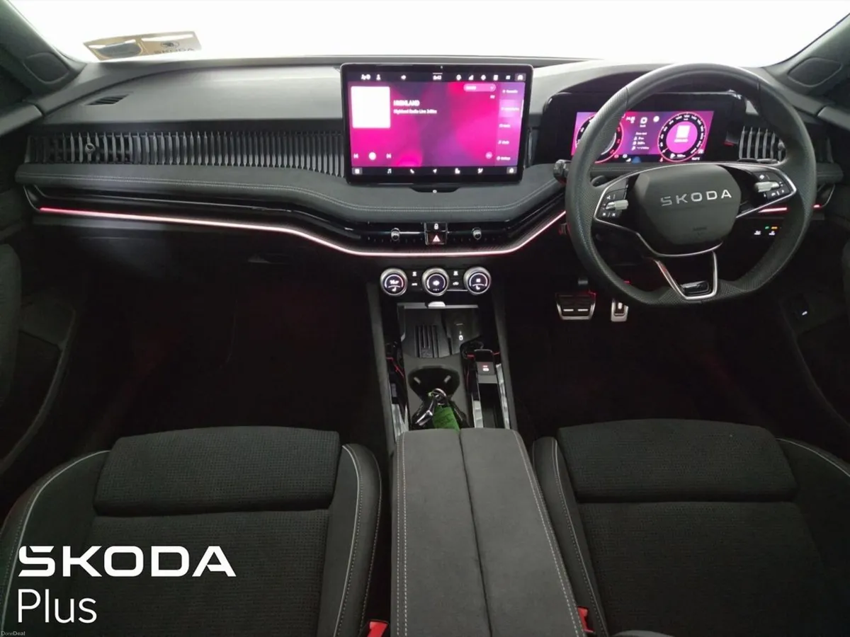 Skoda Superb 2.0 TDI 150BHP DSG SPORTLINE - Image 2