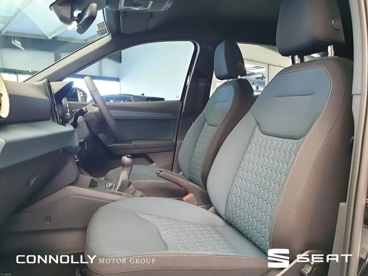 SEAT Arona SE MANUAL~~FROM 195 P/M~~0.9%APR - Image 5