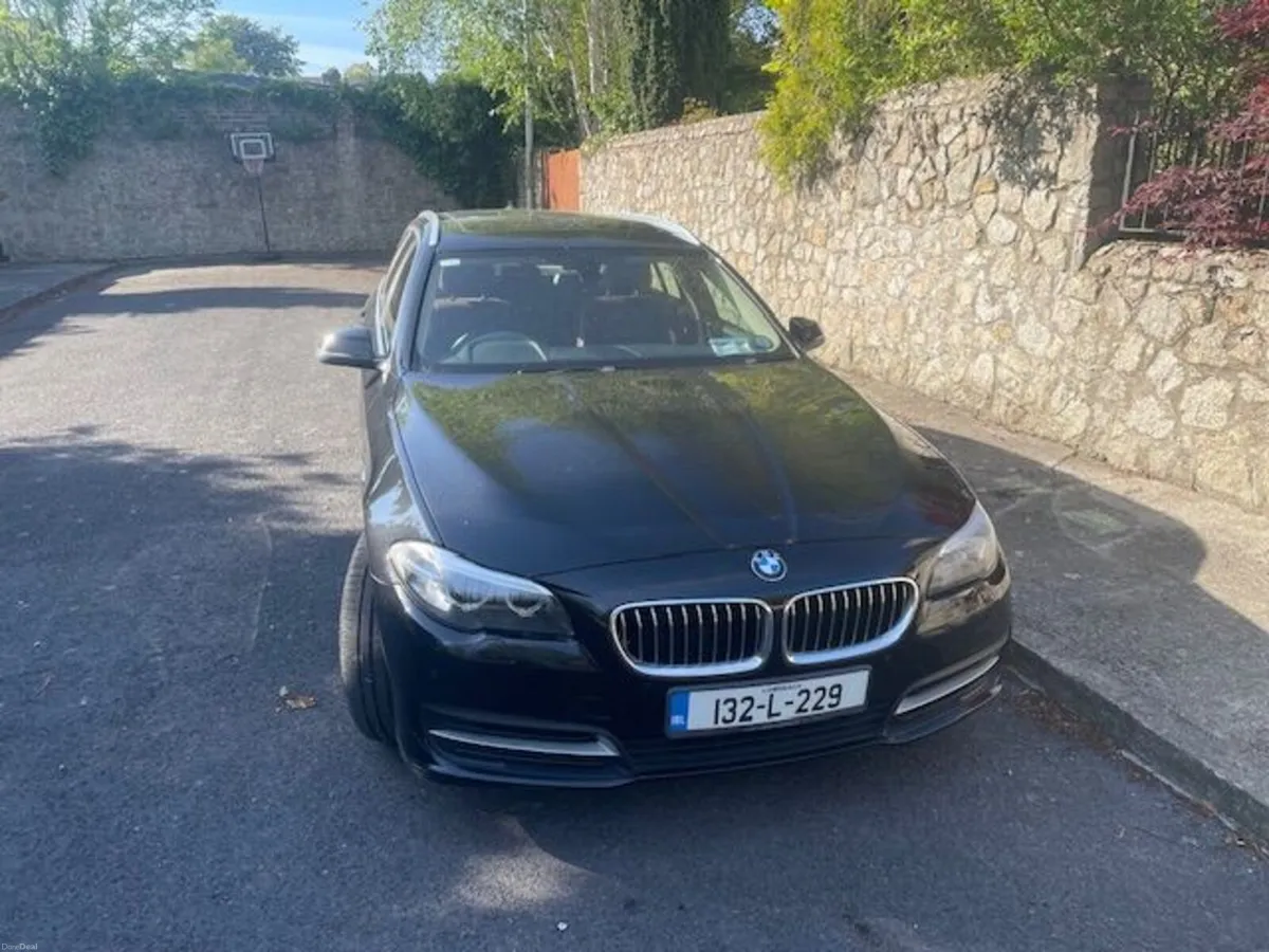 BMW 5-Series 2013 - Image 2