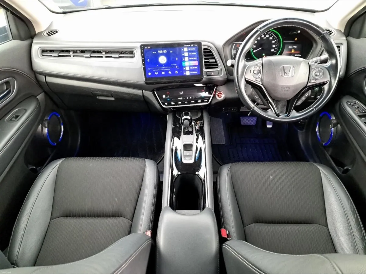 Honda Vezel Z SENSING HYBRID - Image 4