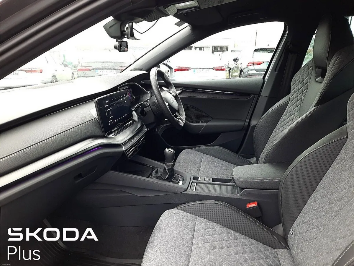 Skoda Octavia SPORTLINE 2.0TDI 115HP - Image 4