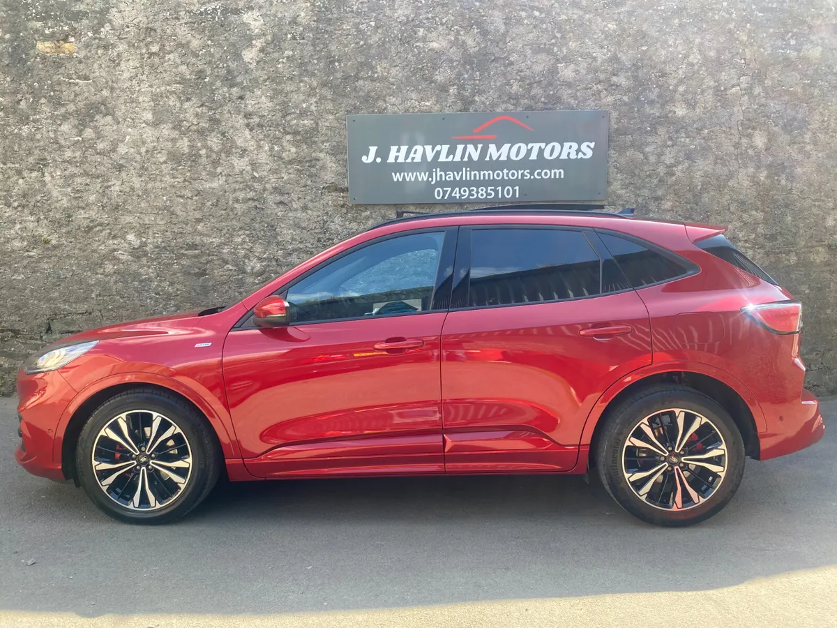 March 2022 Ford Kuga ST-Line X Edition 120 - Image 6