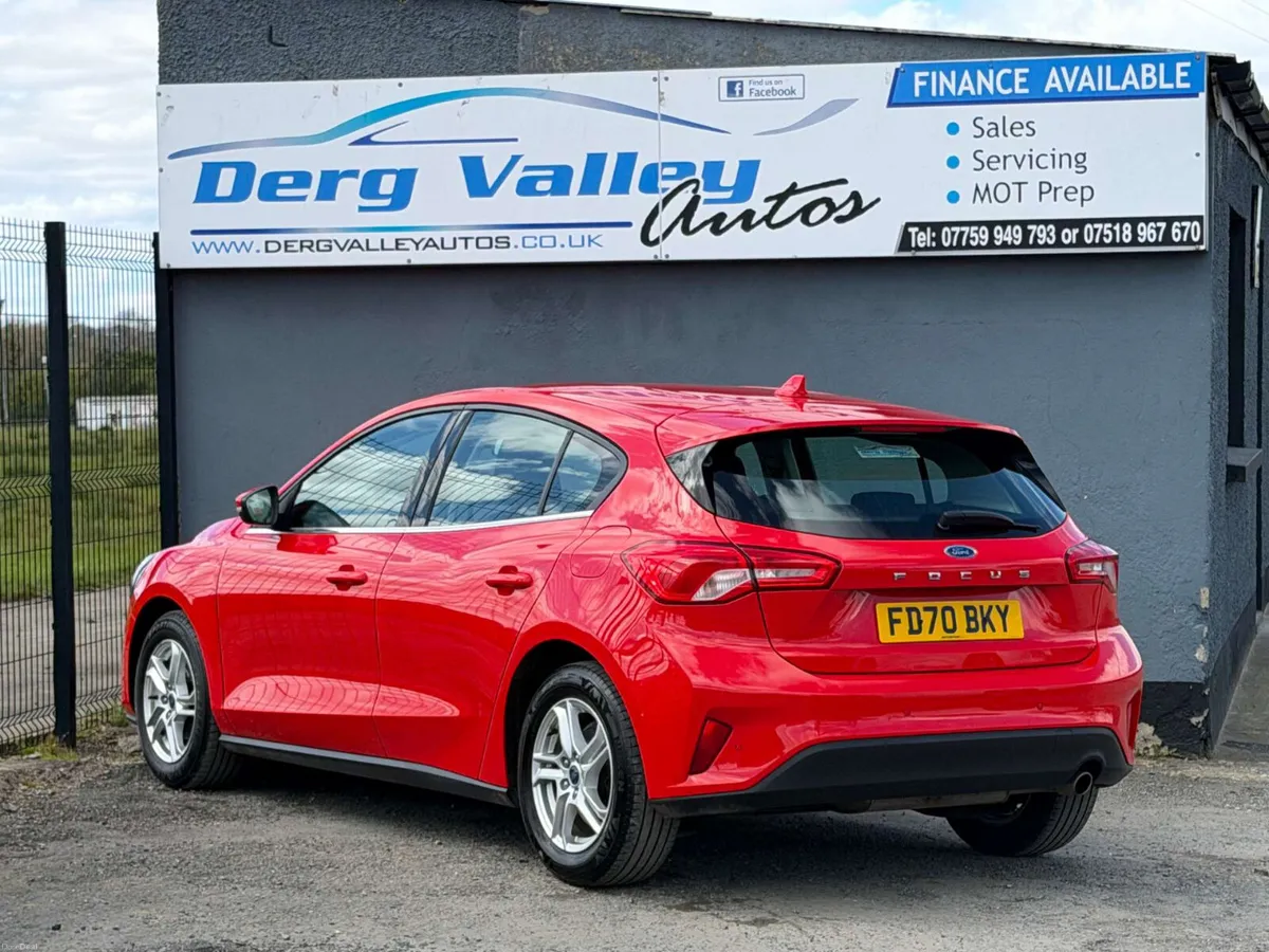 FORD FOCUS 1.5 Focus Zetec TDCi 5dr - Image 4
