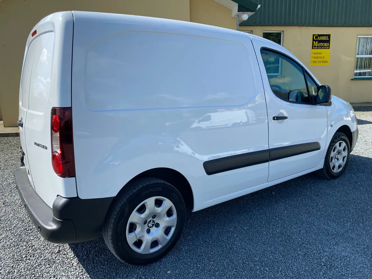 100bhp Partner PROFESSIONAL 1.6 HDI 3 Seats - Image 3