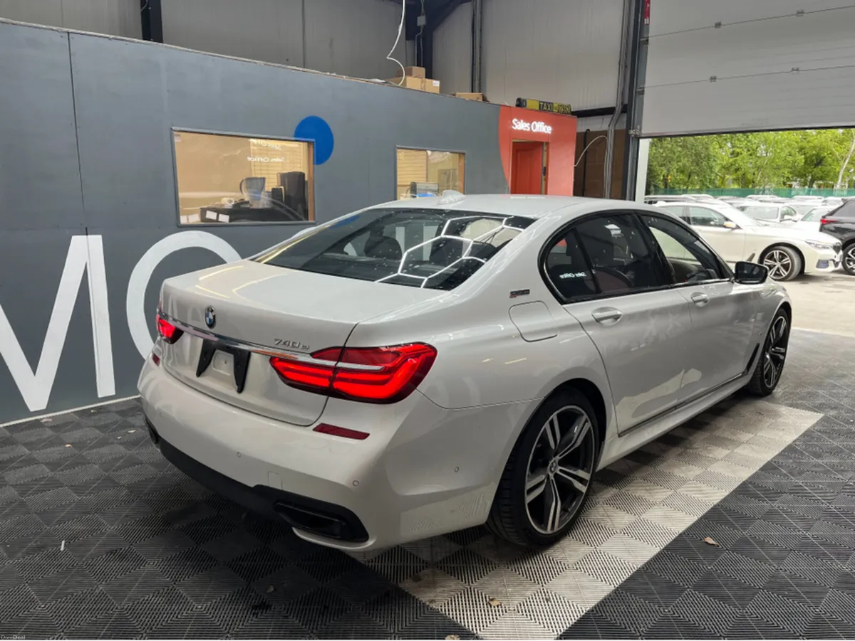 BMW 7-Series 2018 BMW 740E iPERFORMANCE M-SPORT 2. - Image 2