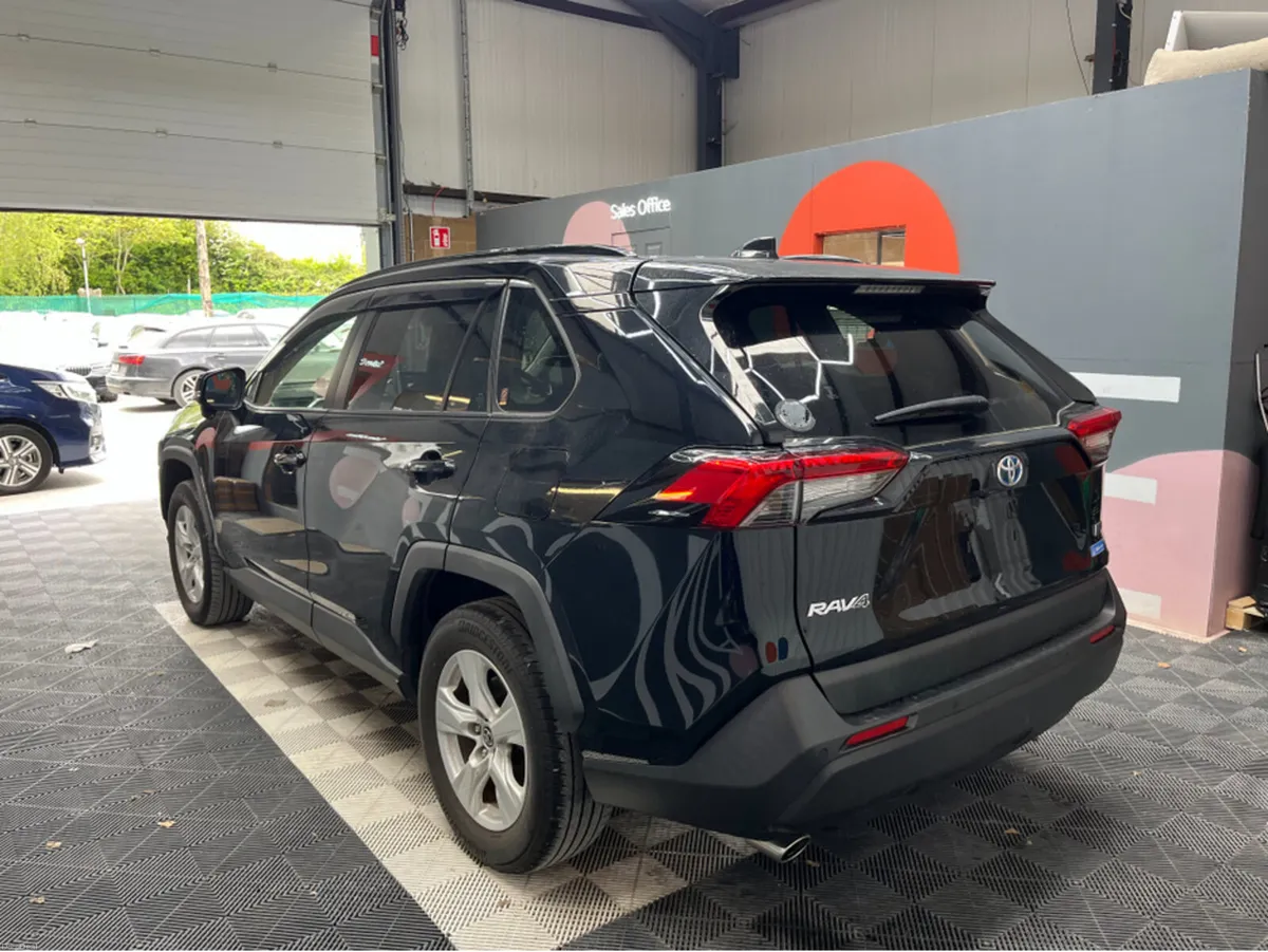 Toyota RAV4 2021 TOYOTA RAV4 HYBRID X 2.5 AUTOMATI - Image 4
