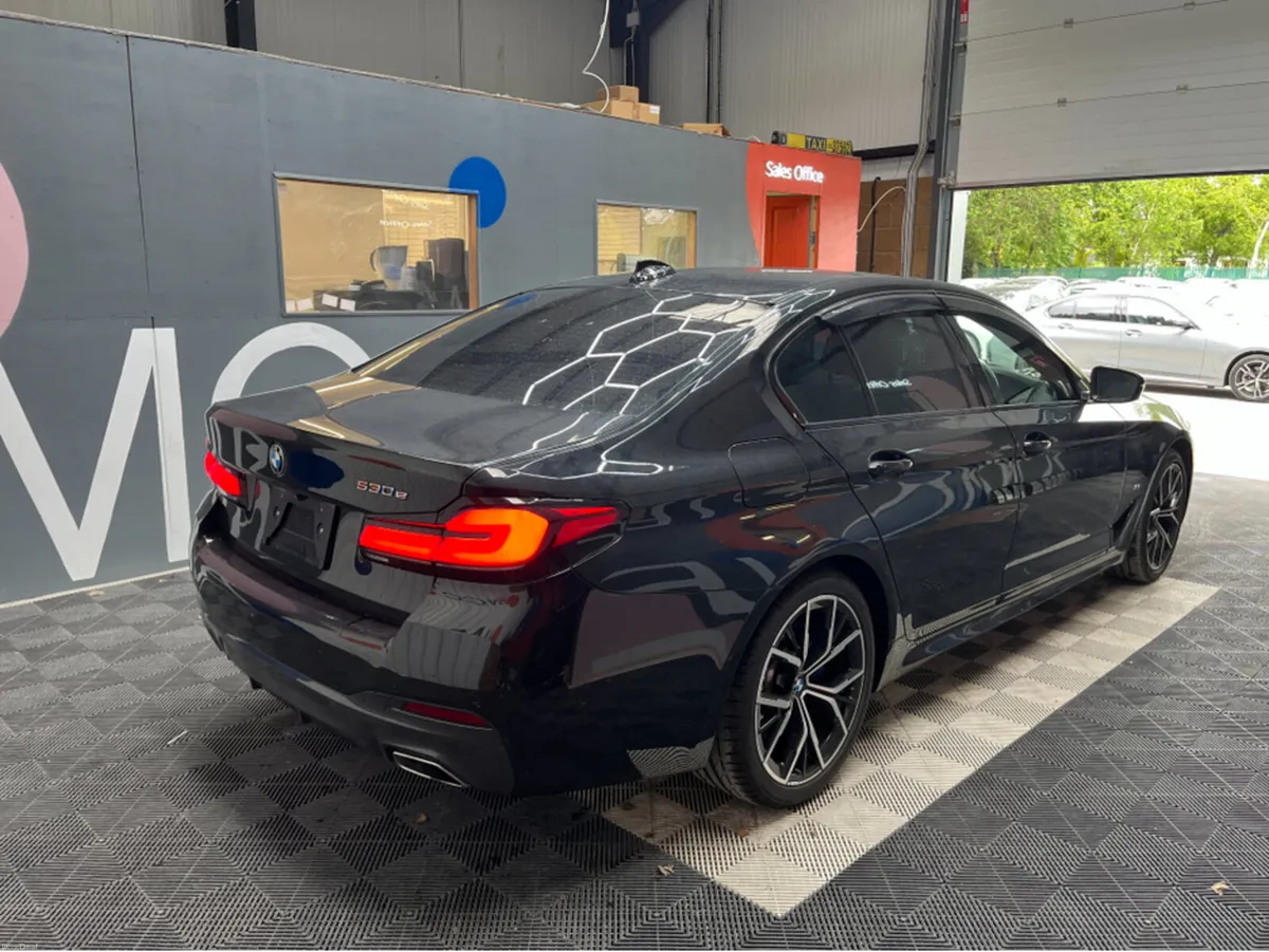 BMW 5-Series 2021 BMW 530E M-SPORT EDITION 2.0 AUT - Image 2