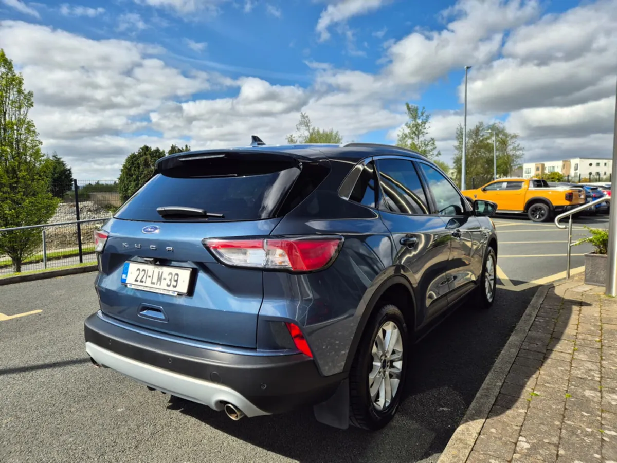 Ford Kuga TITANIUM 1.5 TD 120 S6.2 M6 F 4DR - Image 4