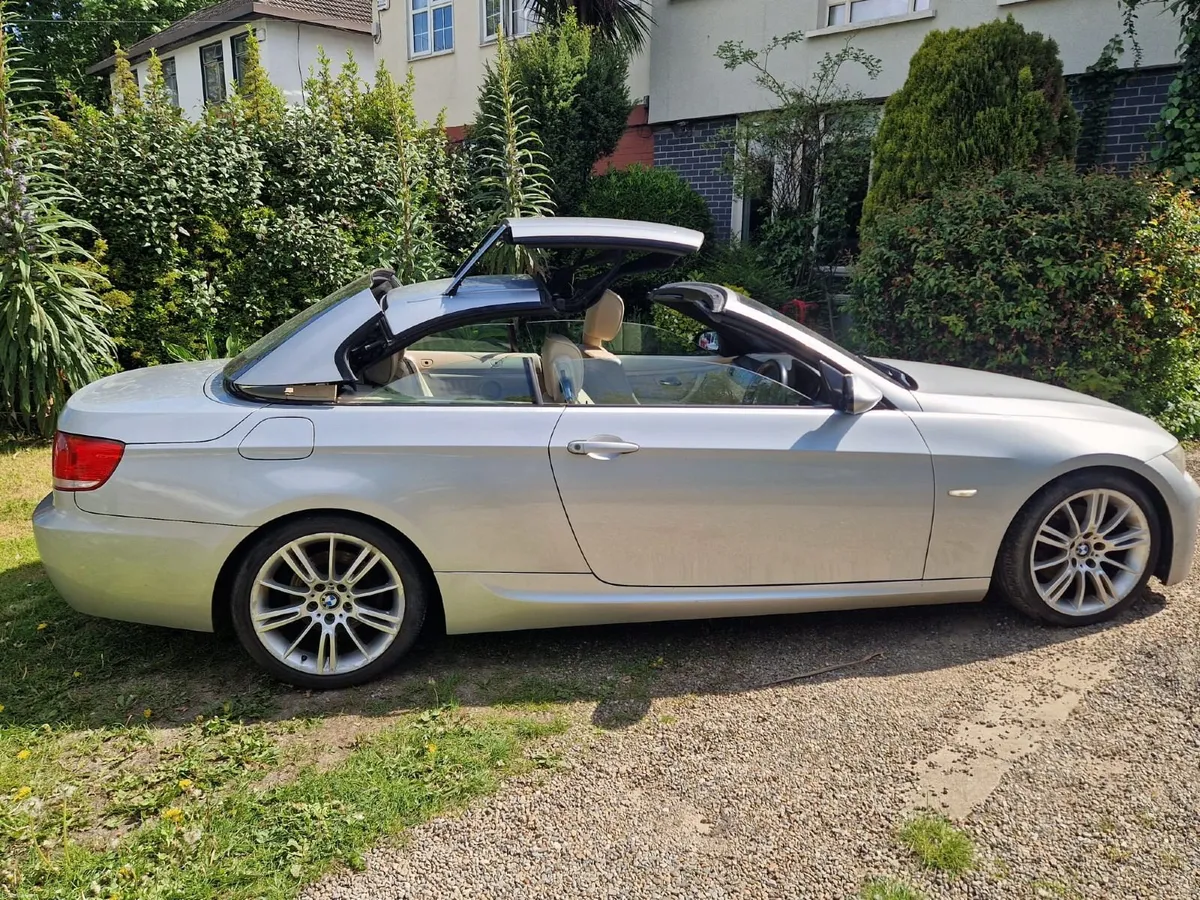 BMW 3-Series 2009 - Image 4