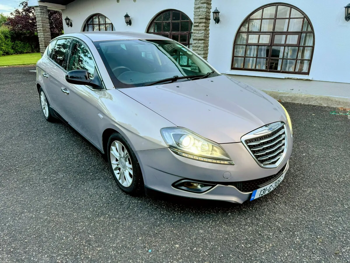 4300€ Automatic 1.6 Chrysler Delta 2013 NCT 07/26 - Image 2