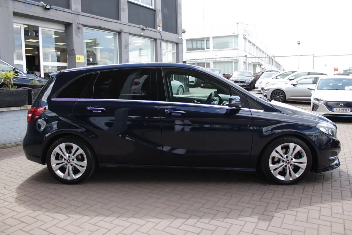 2018 Mercedes-Benz B180 STYLE A/T 5DR 1.6 - Image 3