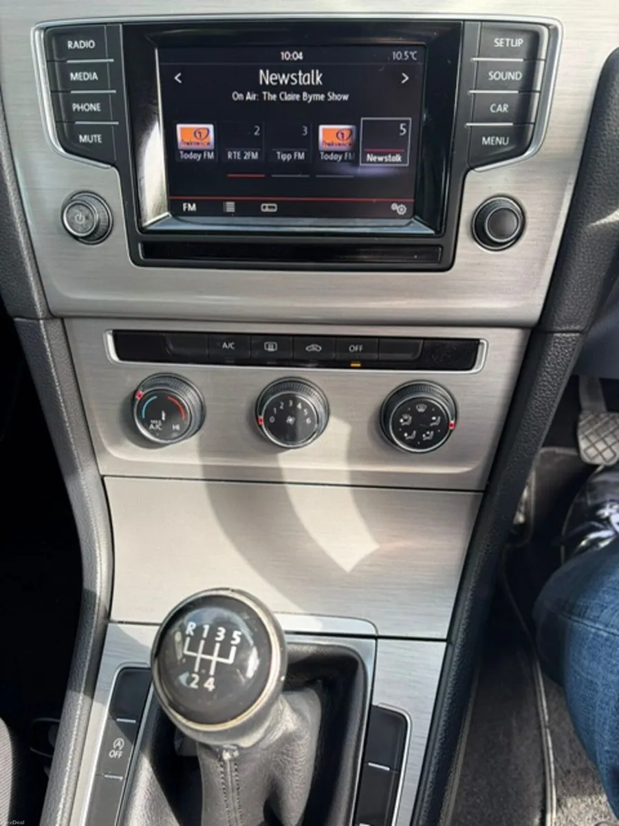 Volkswagen Golf 2014 - Image 3