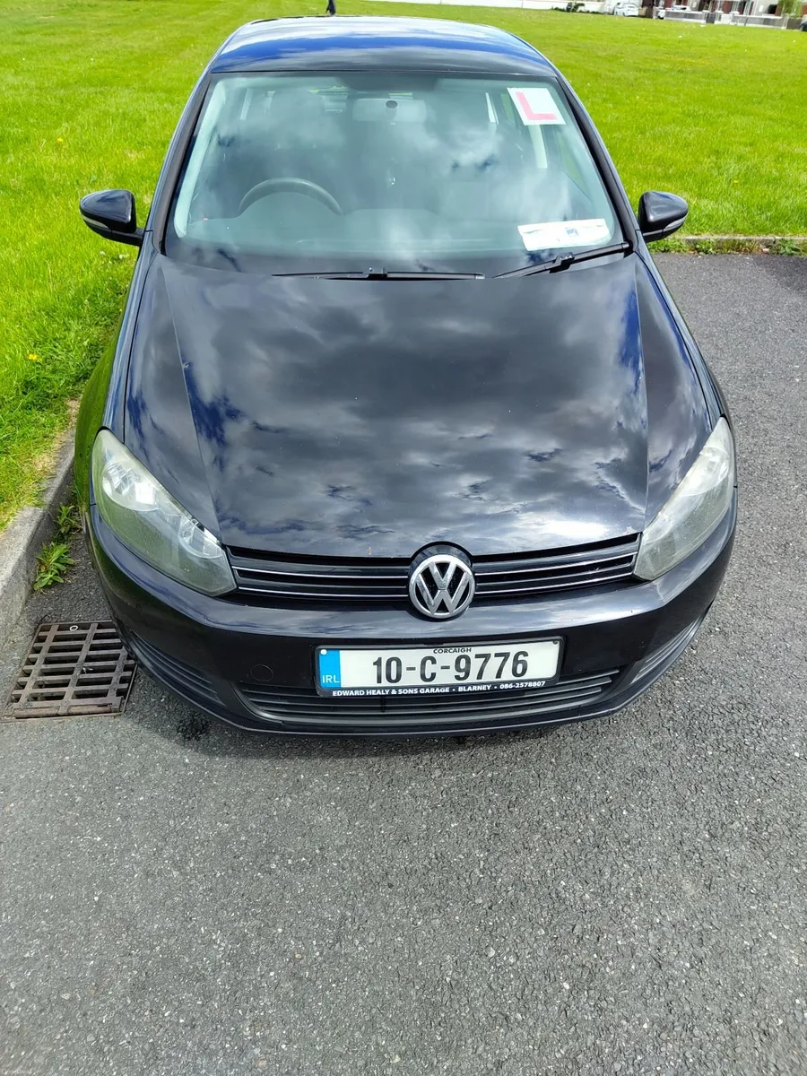 Volkswagen Golf 2010 - Image 1
