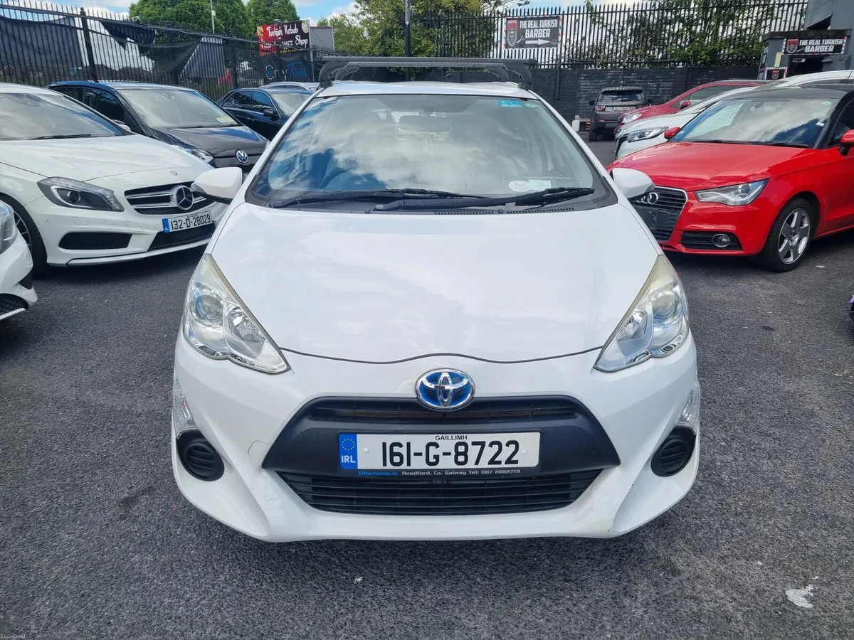Toyota Aqua  Hybrid  2016 - Image 3