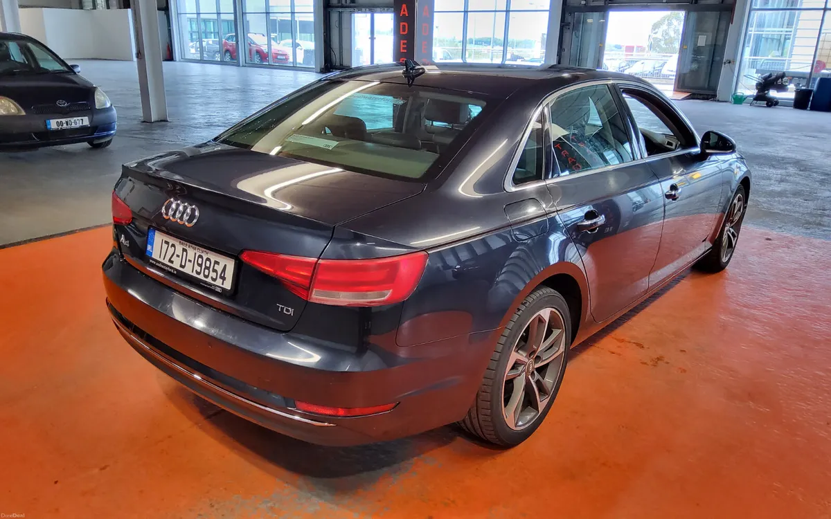 Audi A4 2017 - Image 3
