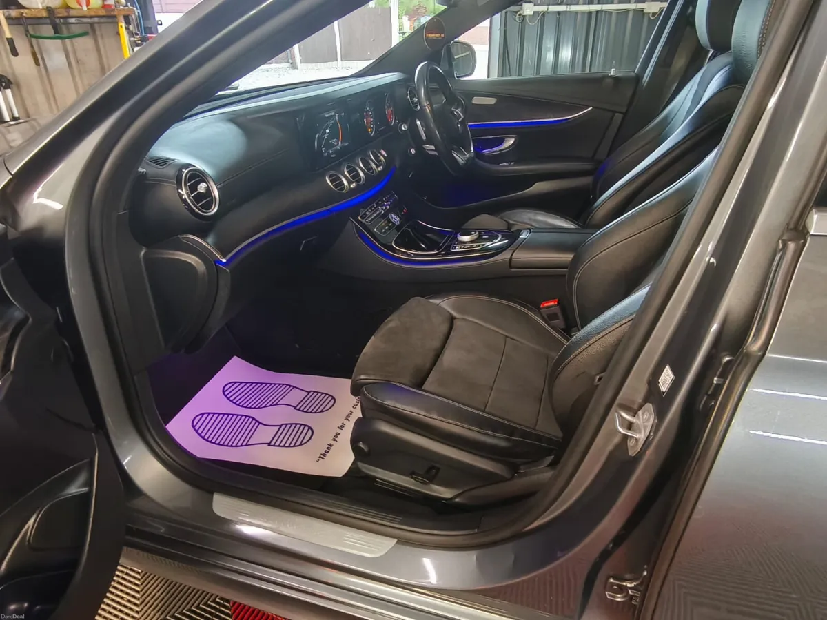 2018 Mercedes-Benz E-Class E 220 D AMG LINE ESTATE - Image 3
