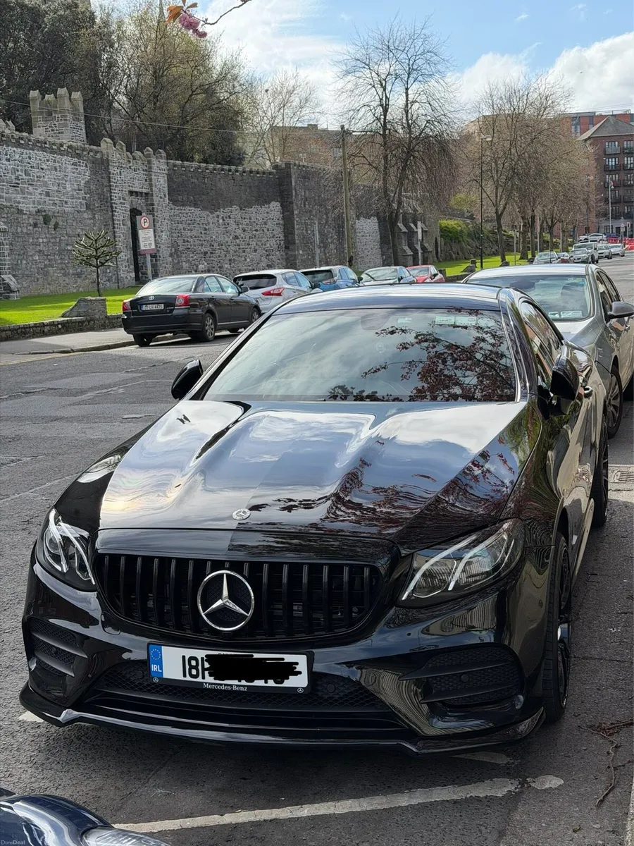 Mercedes E-Class 220d AMG Sport - Image 2
