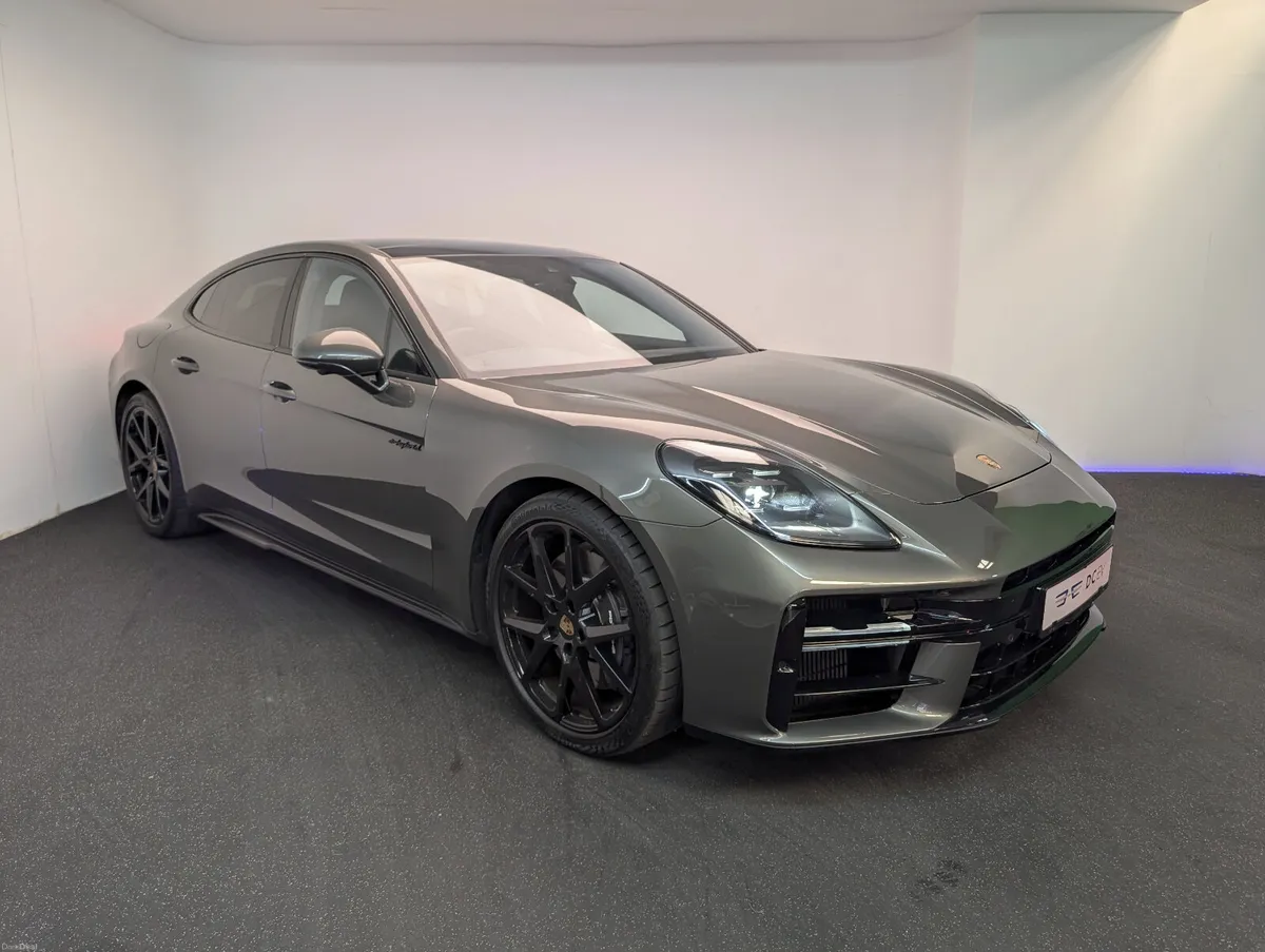Porsche Panamera 4 E-HYBRID PHEV - Image 1