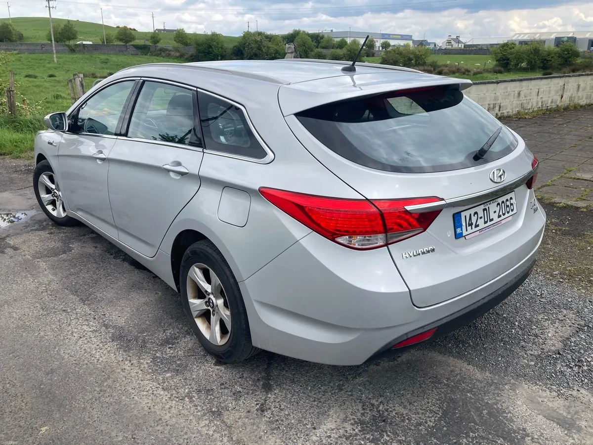 2014 Hyundai I40 Estate ( New NCT 05/27) - Image 2