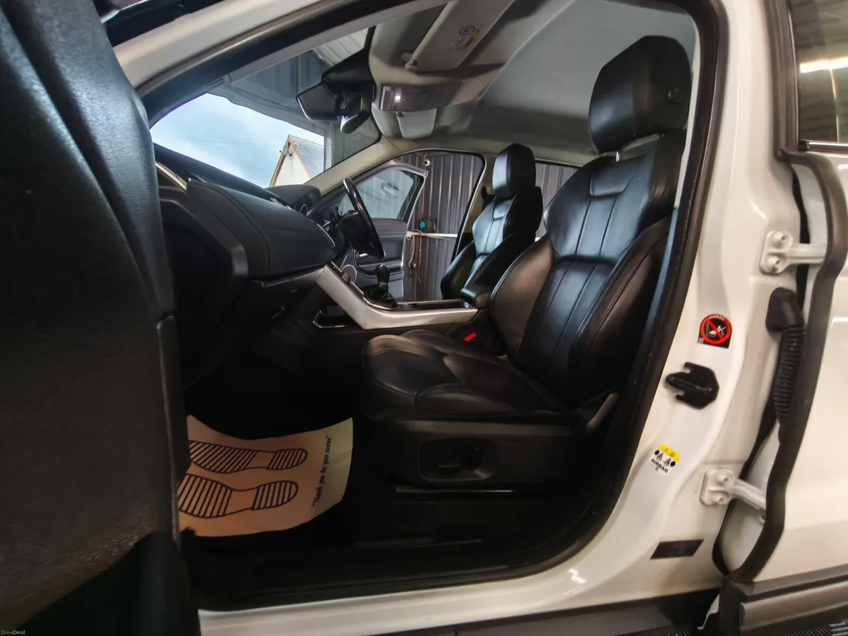 2017 172 Land Rover Range Rover Evoque Manual - Image 4