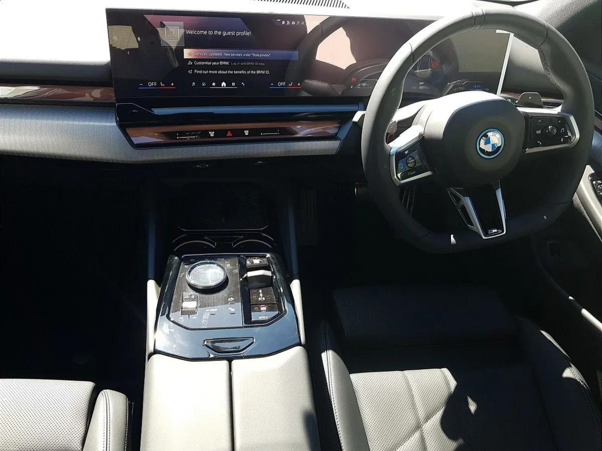 BMW 5-Series 530e M Sport - Image 4