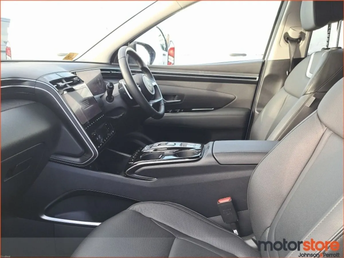 Hyundai Tucson Executive Plus PHEV ONLY 9,000KMS - Image 3