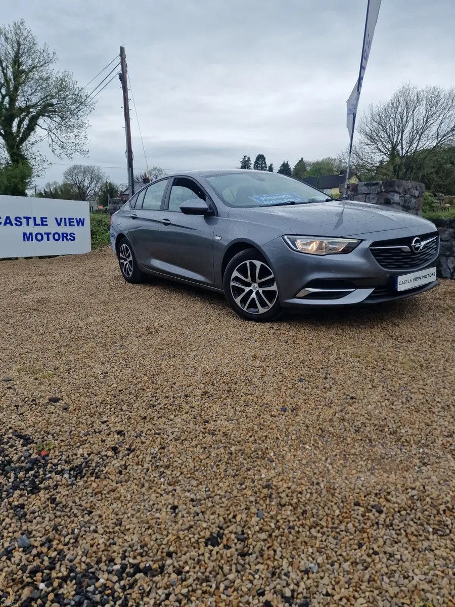 182 Opel Insignia 1.6 Diesel Eco -tech - Image 2