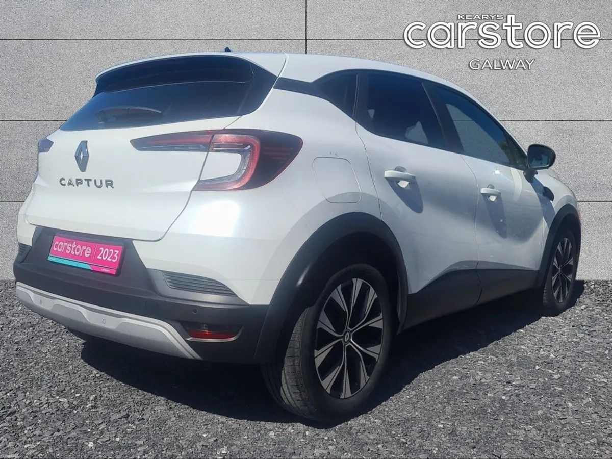 Renault Captur TCe 140 Auto Evolution - Image 3