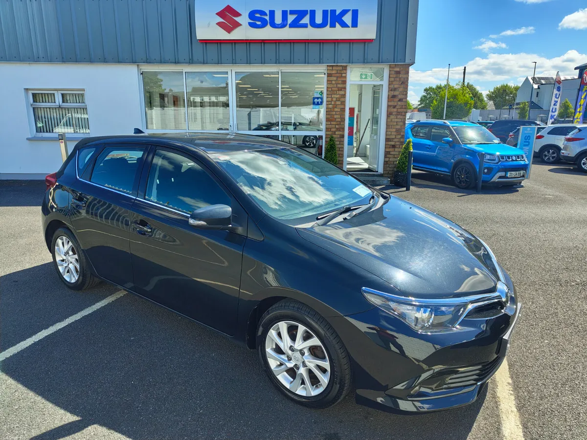 Toyota Auris Luna 1.4 D-4D - Image 2