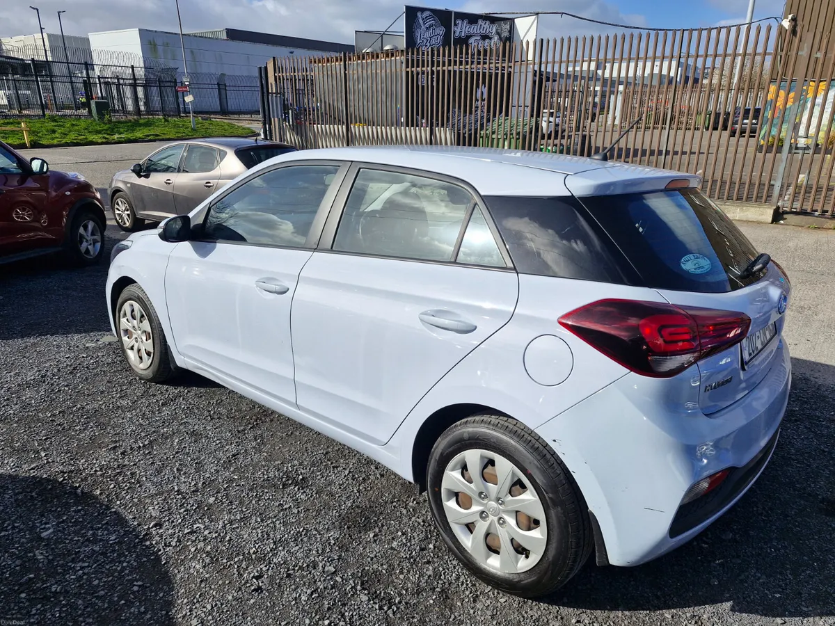 Hyundai i20 2020 - Image 4